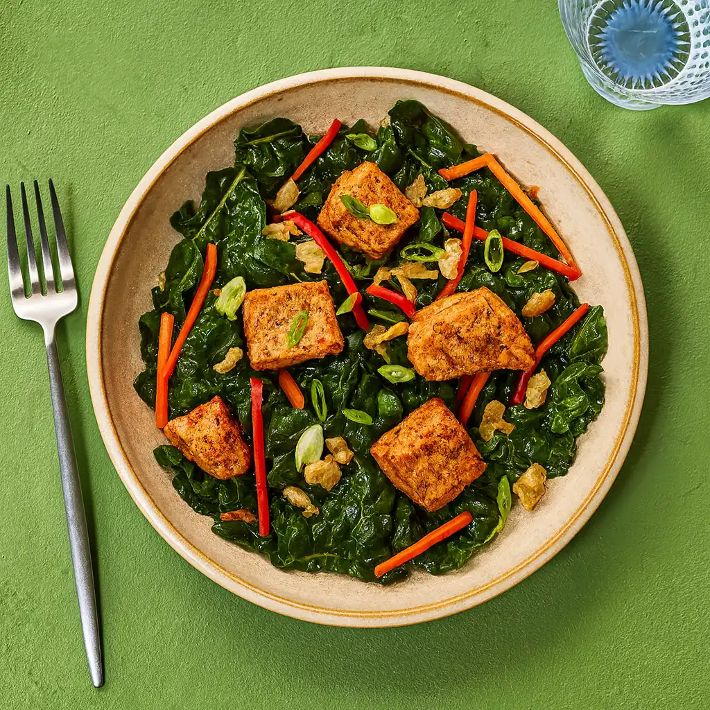 Anti‑inflammatory salmon salad with crispy beans